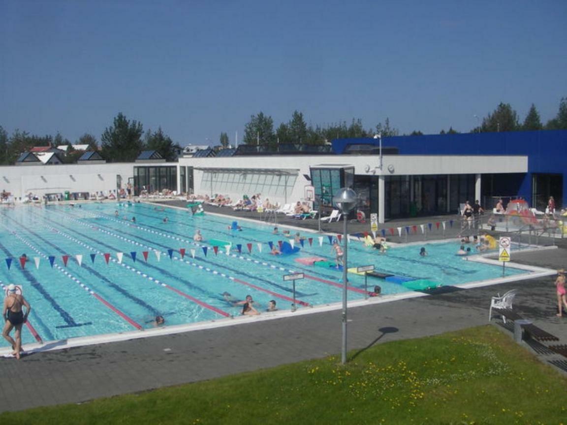 Skjolbraut - Cozy Apartment - Central Location - Free Parking - Close To A Public Swimming Pool And Sky Lagoon Reykjavik Luaran gambar